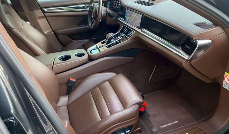 Porsche Panamera Sport Turismo4 E-Hybrid completo
