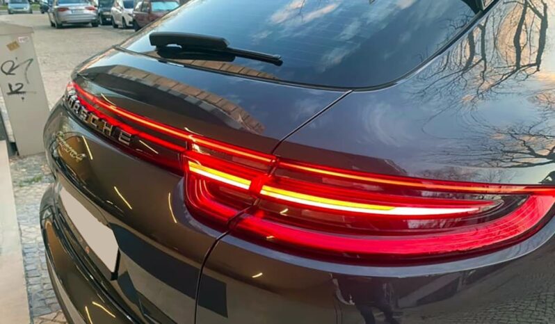 Porsche Panamera Sport Turismo4 E-Hybrid completo