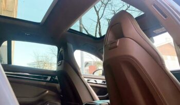 Porsche Panamera Sport Turismo4 E-Hybrid completo
